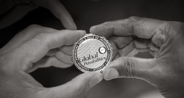 hands-holding-coin